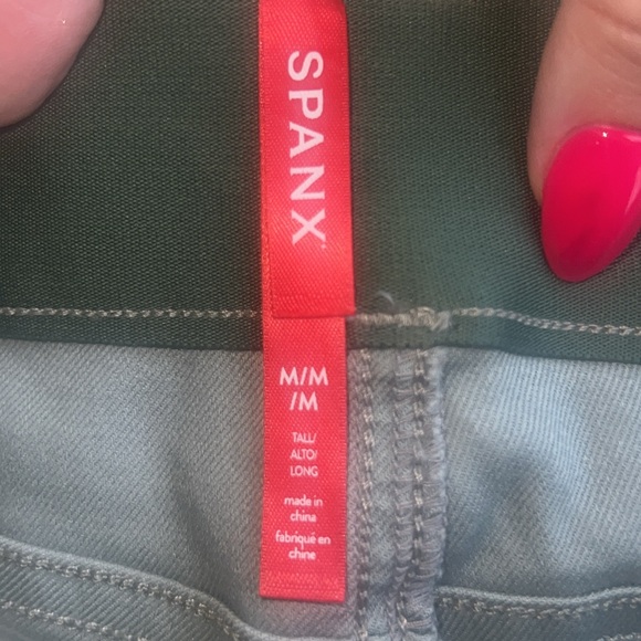 Spanx stretch twill ankle cargo pants - stone wash camo- Brand New With Tags - Picture 16 of 16